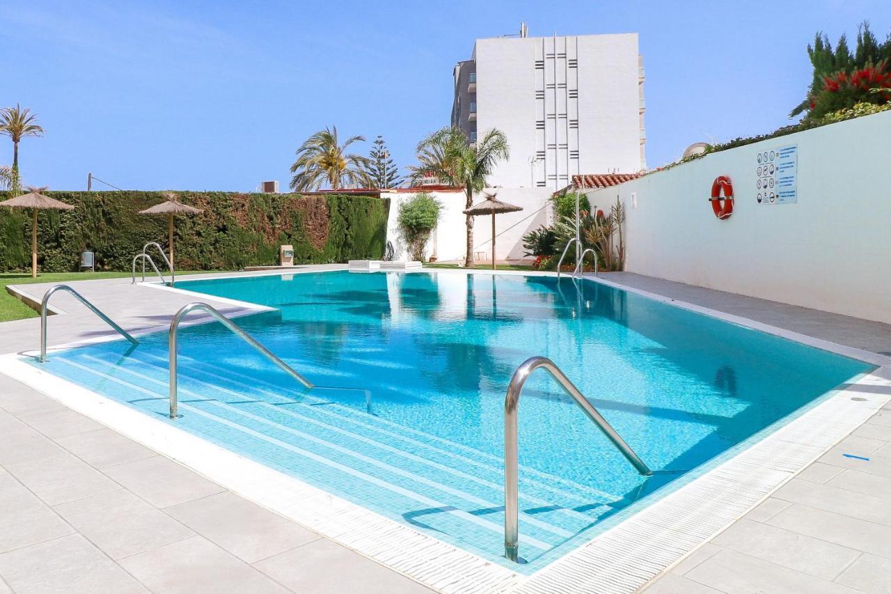 דירות בנאלמדנה Penthouse With Panoramic Views - Puerto Marina מראה חיצוני תמונה